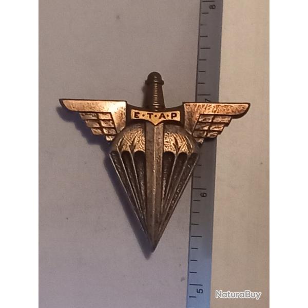 Insigne de l'�cole des troupes a�roport�es (ETAP)