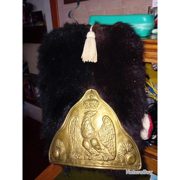 Reproduction ancienne de bonnet � poil de grognard