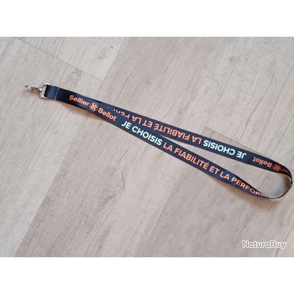 PORTE CLEF TOUR DE COU "SELLIER ET BELLOT"