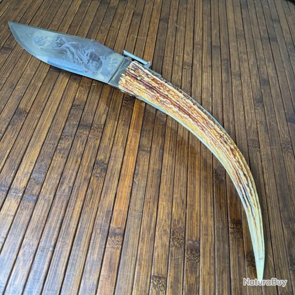 SUPERBE CORNILLONS G�ANT 53 CM LAME GRAV�E DE SC�NE DE CHASSE