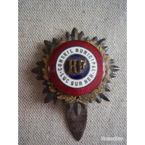 insigne de fonction conseil municipal Luc  sur mer   x