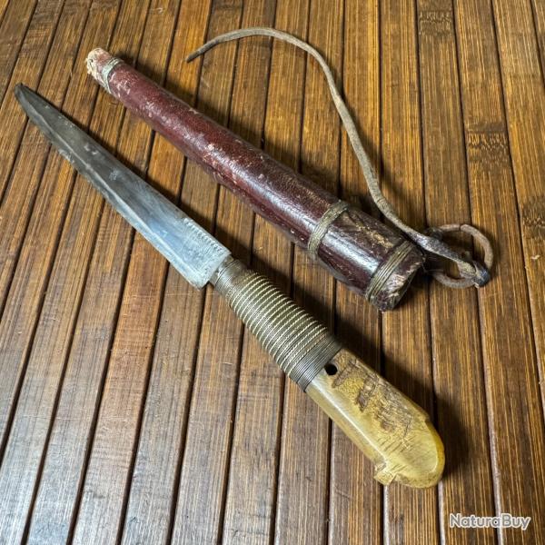 GRAND COUTEAU POIGNARD ORIENTAL BOU-SAADI BEAU FOURREAU CUIR CORNE