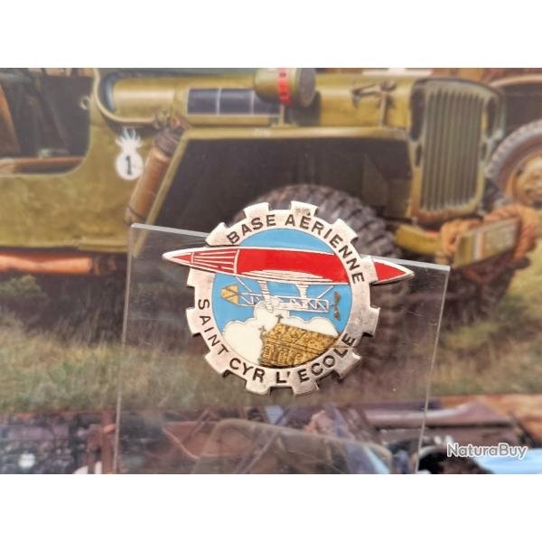 Base a�rienne n� 272 Saint Ecole Drago Paris 4a