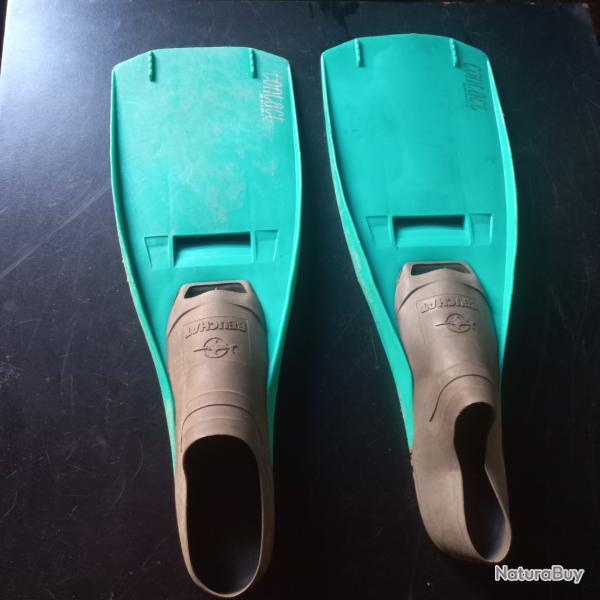 palme enfant beuchat   36-38   &  5-6  bon tat  ,