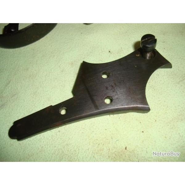 PLAQUE DE RECOUVREMENT+VIS POUR LE 1873/