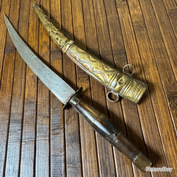 POIGNARD TRIBAL AFRIQUE MANCHE EN CORNE