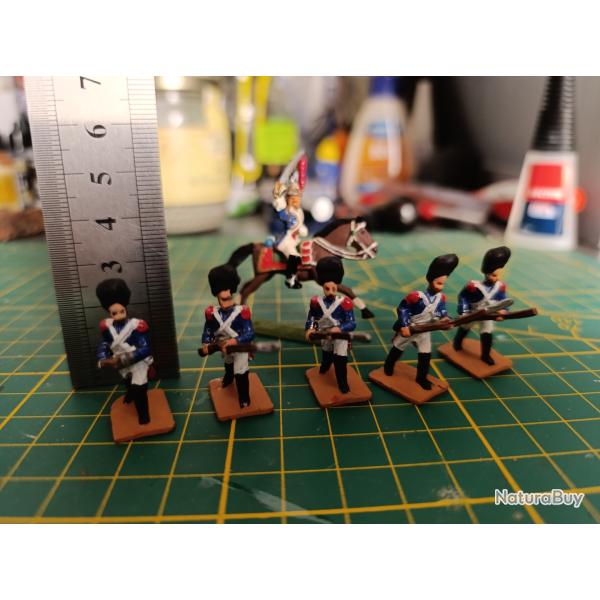 Soldats de plomb petite taille