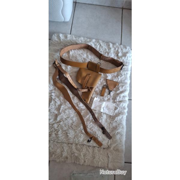 vend ensemble holster mod�le 1950Baisse de prix