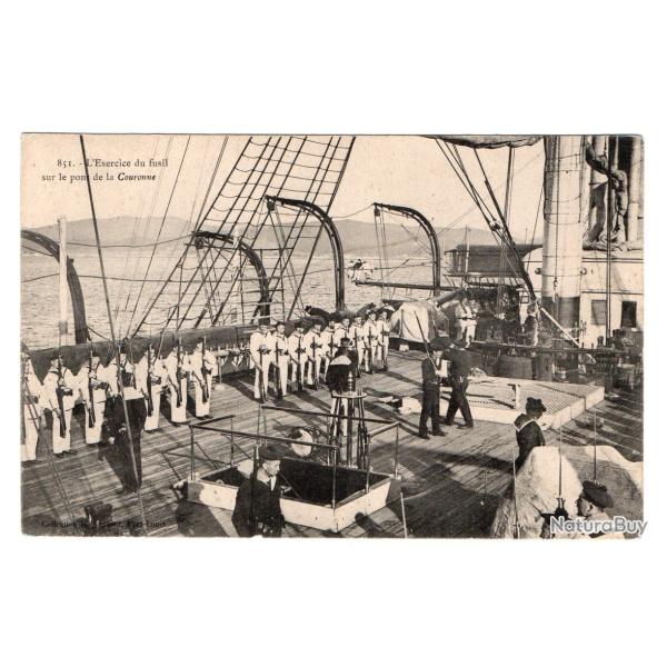 CPA -Marine Militaire -LExercice du fusil sur le pon de la Couronne N�3392