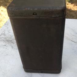 bo&icirc;te &agrave; vivres de r&eacute;serve (mod&egrave;le 1918 ) France WW1 et WW2 POILU