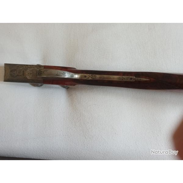 Fusil de chasse Chapuis artisan crosse anglaise.gavures scenes de chasse graves main