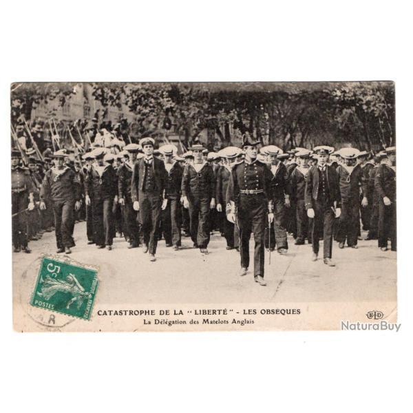 CPA -Marine Militaire -  Catastrophe de la "LIBERTE", Les Obs�ques La d�l�gation des marins  N�3408