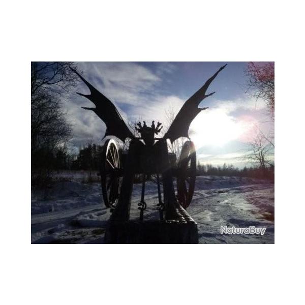 Grand canon � p�tards XXL avec une conception tr�s �labor�e