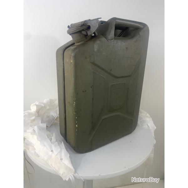 Jerrican militaire fran�ais acier 20L - SEA 1953