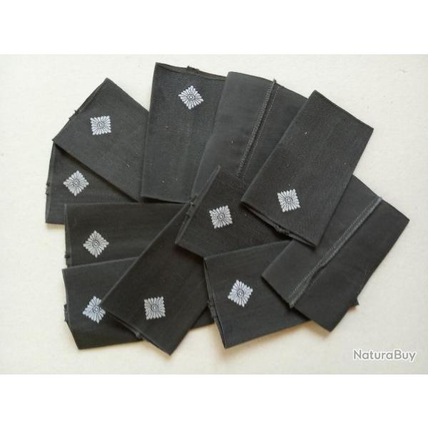 Lot de passants d'paulette de l'Ex arme Allemande de l'Est