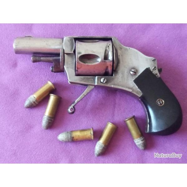 Revolver 320 bulldog type puppy hammerless ELG. Cat�gorie D