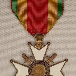 M&eacute;daille de reconnaissance des Sous Officiers Arm&eacute;e Fran&ccedil;aise