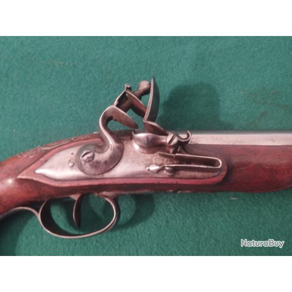 Pistolet  silex de Officier Franais  manufacture civil circa 1800.