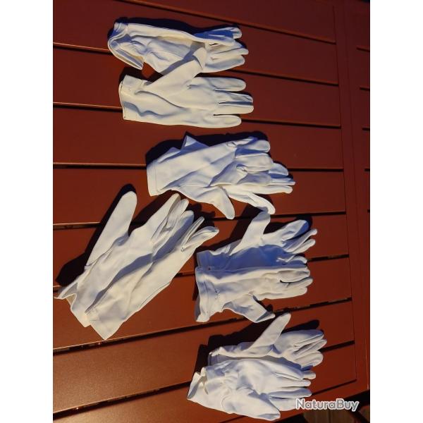 5  paires de gants blancs officiers tailles diverses