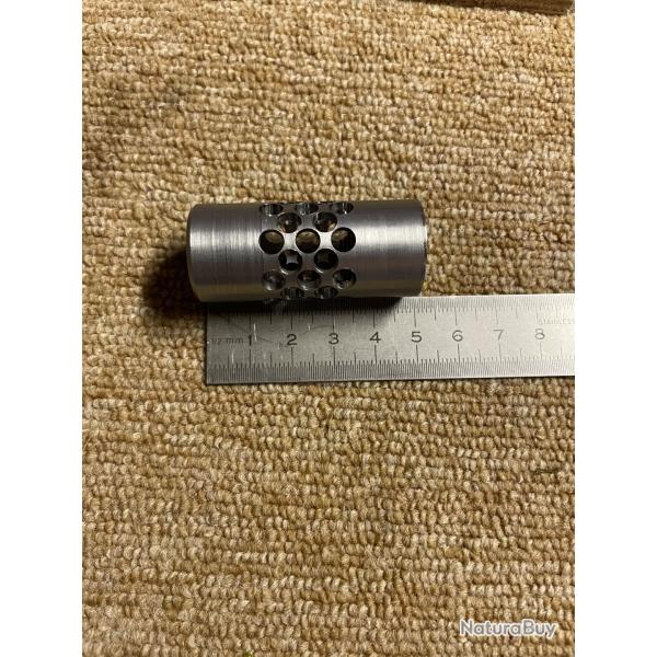 � vendre, frein de bouche, M18x100 diam�tre 22 mm pour du 8,5 mm !neuf n'a jamais �t� utilis�