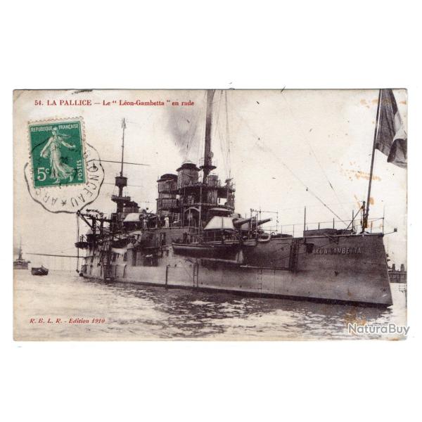 CPA - MARINE Militaire - LA PALLICE -  Le "Lon - Gambetta " en rade N3488