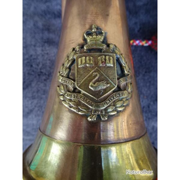 Joli buggle militaire trs bon tat.