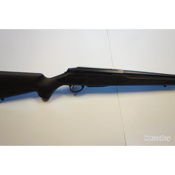 CARABINE TIKKA T3X ROUGHTECH  NOIR FLUTED GAUCHER CAL 300WIN MAG CANON DE 62CM FILETE 5/8X24