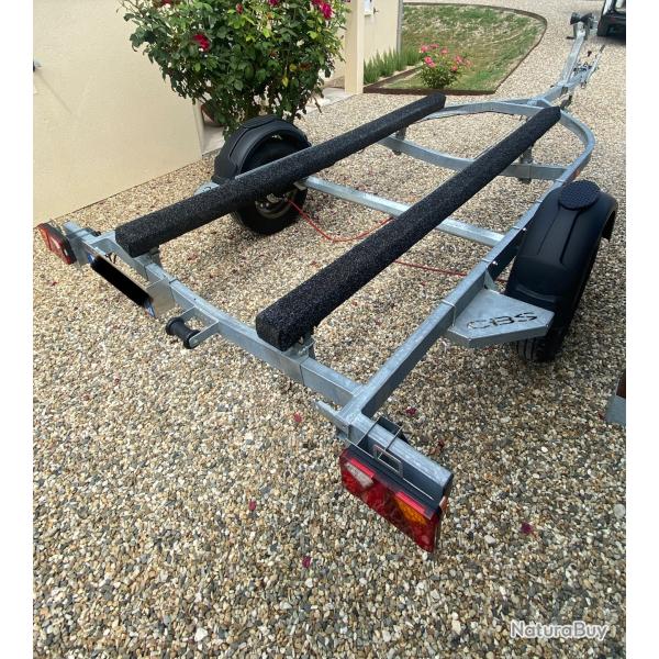 Remorque bateau bass boat