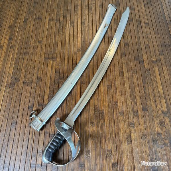 BEAU ET PAS COURANT SABRE 1913 DE LA MAR�CHAUSS�E ROYALE NEERLANDAISE HEMBRUG MONOMATRICULE