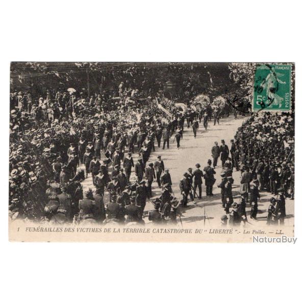 CPA -MARINE Militaire -Fun�railles des Victimes de la Terrible Catastrophe du "Libert�" N�3255