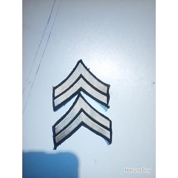 Bonjour Vends grades caporal us infanterie seconde guerre