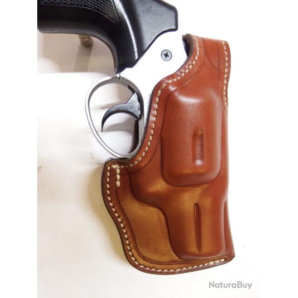 ETUI CUIR "COMBAT" pour R�volver 2p (entreprise artisanale fran�aise )