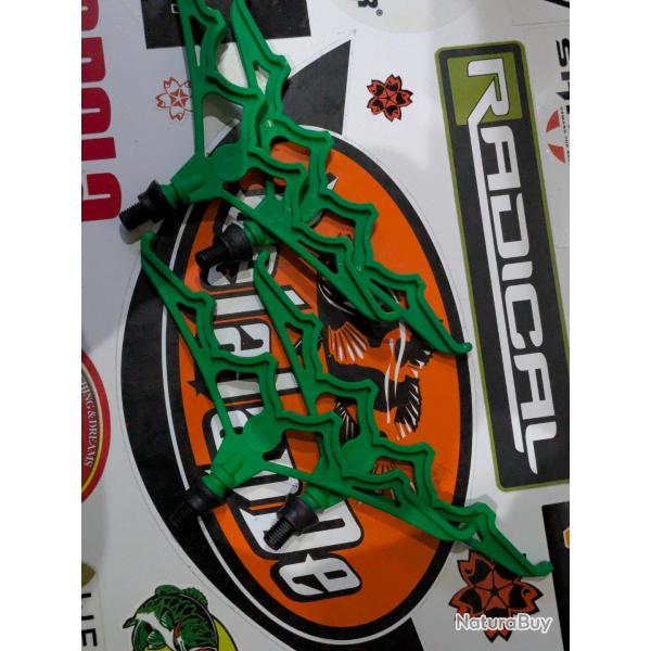 Lot411/  P�che accessoires repose petit X4 PCS.Fish and Fishing.