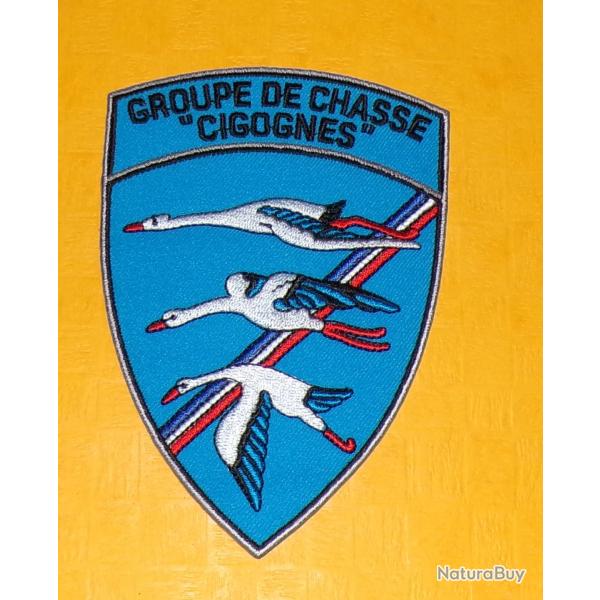 TISSU PATCH : GROUPE DE CHASSE " CIGOGNES "  , DIAMETRE 11 CM , BON ETAT VOIR PHOTOS . POUR TOUT REN
