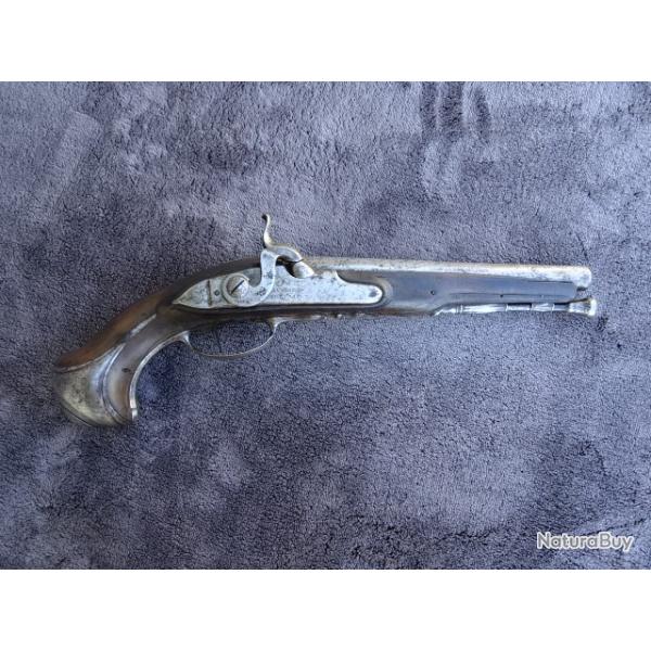 Joli pistolet a percussion sign sur la platine