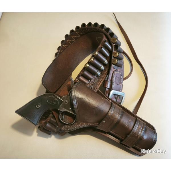 Superbe Colt SAA FRONTIER 1873, cal 44-40 WCF, canon 4" 3/4. CatD avec son ceinturon holster cuir