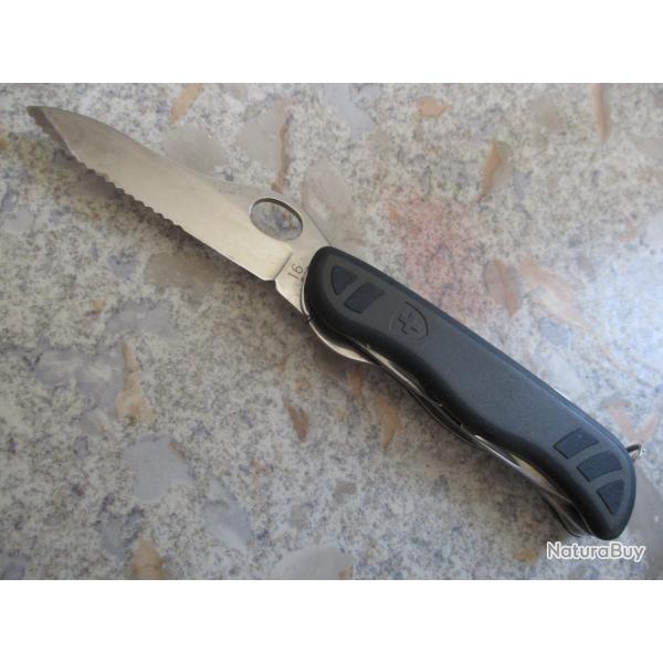 couteau victorinox du soldat suisse 2016