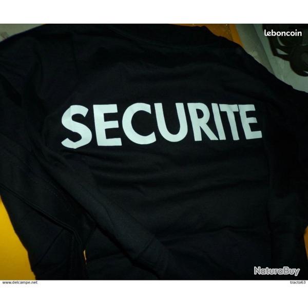 TEE SHIRT NOIR A MANCHES COURTES AVEC MARQUAGE SECURITE , TAILLE XXL NEUF SOUS EMBALLAGE , ETAT NEUF