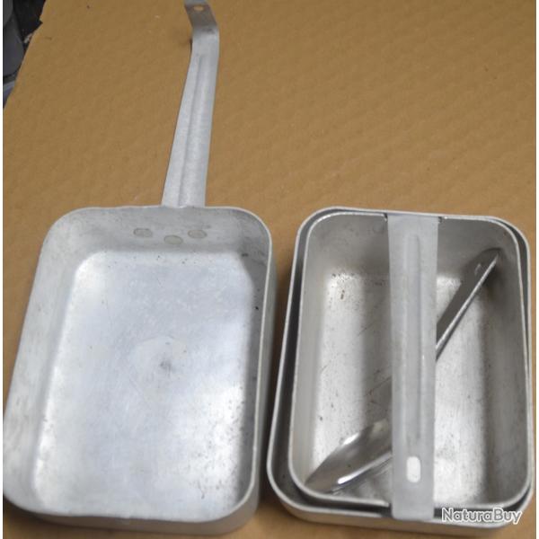 Une Gamelle arme franaise Algrie anne 1961 avec couvert