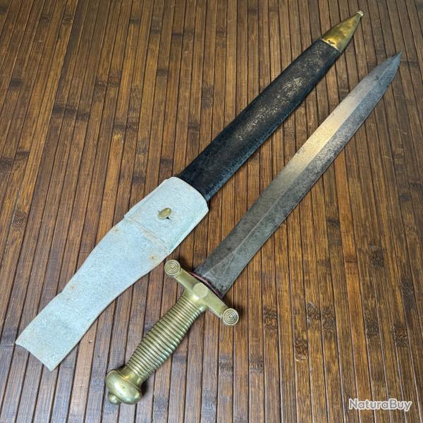 BEAU GLAIVE D'INFANTERIE MOD�LE 1832 AVEC SON FOURREAU ET SON GOUSSET EN CUIR BLANC