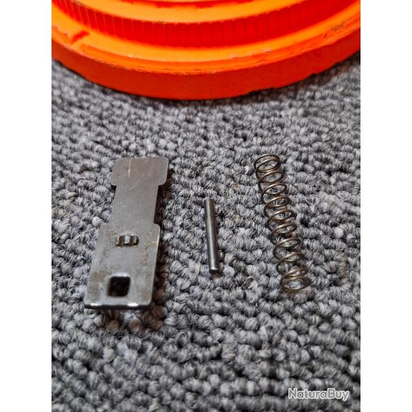 ERMA Mod E M1 22lr - Pi�ce - Lot S�parateur (2)