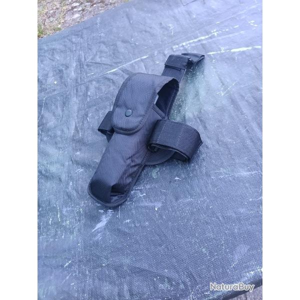 tui de cuisse pour bombe lacrymogne professionnel 300 ml ou 500 ml diamtre 6 cm hauteur 25 cm