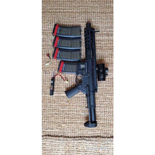 R�plique M4 airsoft Amoeba
