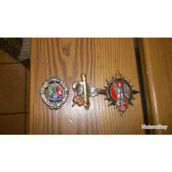 lot de 3 pucelles regimentaire