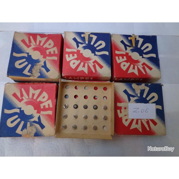 BOITES D'AMPOULES INCOMPL�TES POUR PA 50 LUMINEUX D'INSTRUCTION LOSWELD - Z06