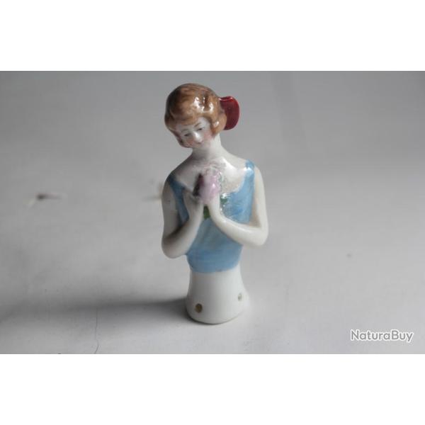 Demi figurine porcelaine Femme Art D�co