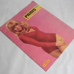 Revue Paris Flirt Humour et fantaisie n°560 1967 Pin-up