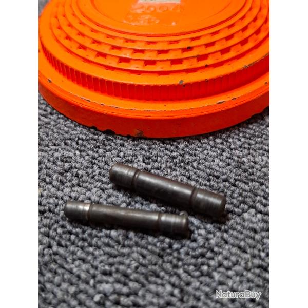 REMINGTON 1100 - Cal12 - Pi�ce  - Axes boitier sous garde