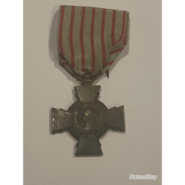 Croix de guerre du combattant m�daille militaire