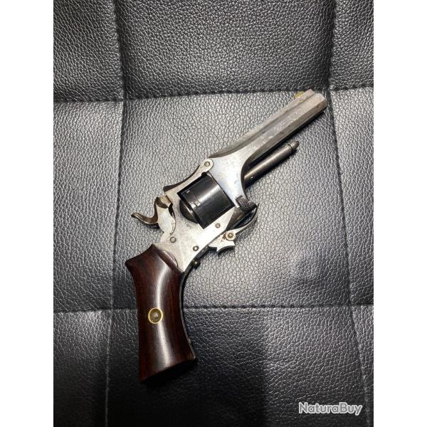 Revolver Type Smith & Wesson